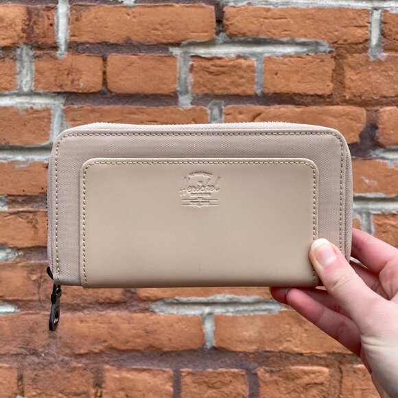[SOLD on eBay] Herschel Supply Company Leather Nylon Wallet Light Taupe - Picture 1 of 10